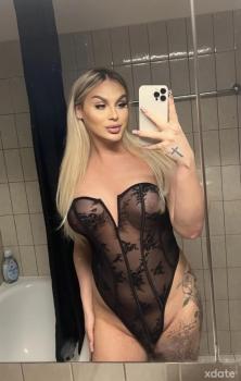 Aisha Moon
