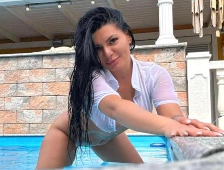 Anna B