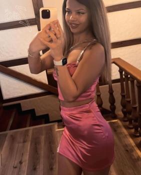 Mia
