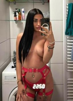 Mia