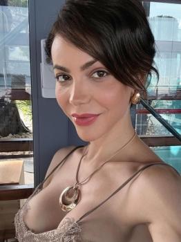 Gabriela Nicola Ts Domina