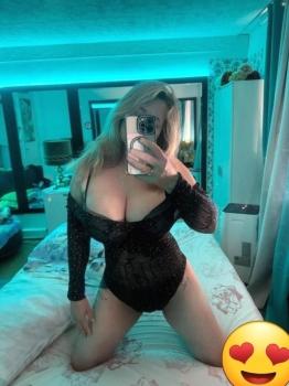 Kloe Gros Seins