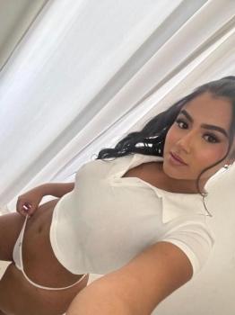 Salome Hot