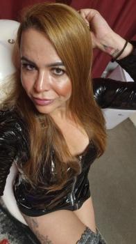 Ts-Brenda Fiorentino